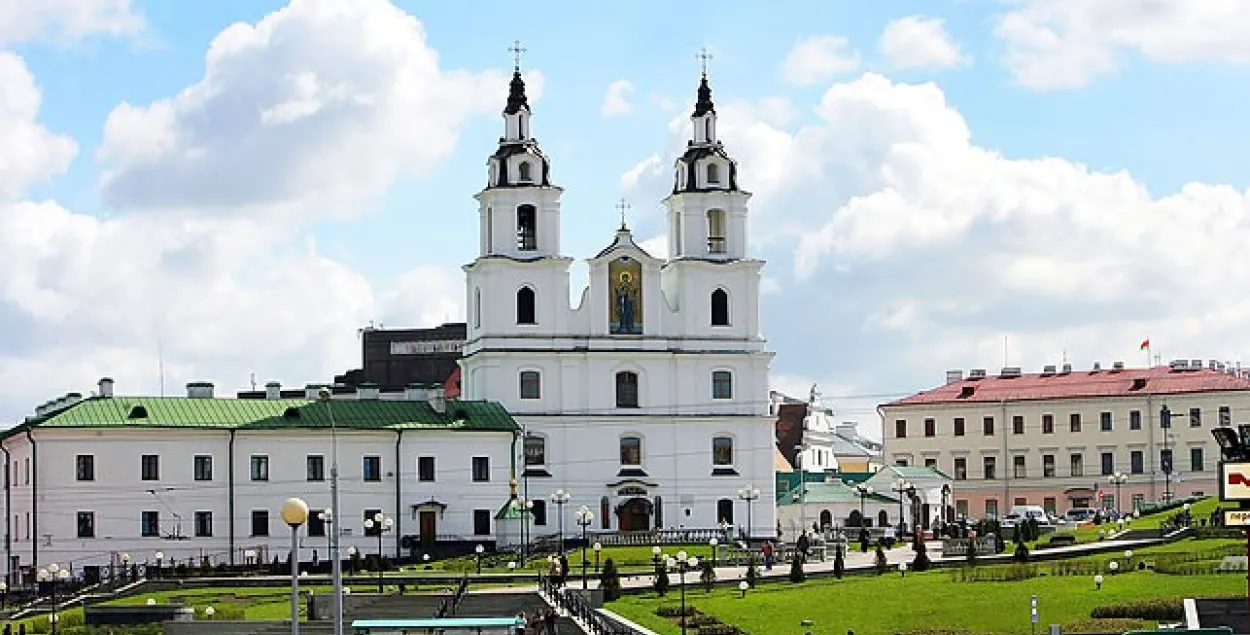 У панядзелак уначы можы быць невялікі мароз, а ўдзень будзе цёпла