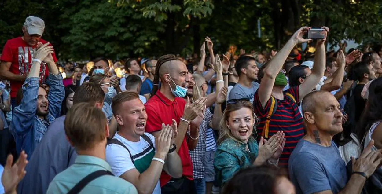 Ціханоўская і Калеснікава не трапілі ў Кіеўскі сквер