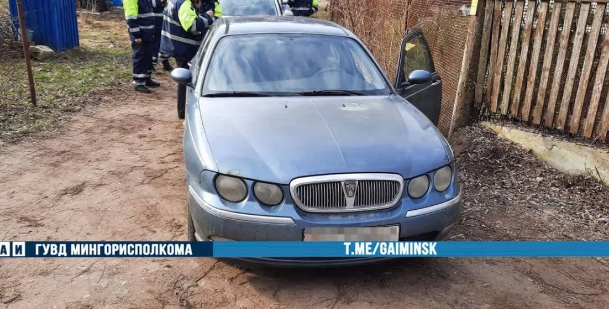 Міліцыянты са стралянінай спынялі нецвярозага кіроўцу пад Мінскам