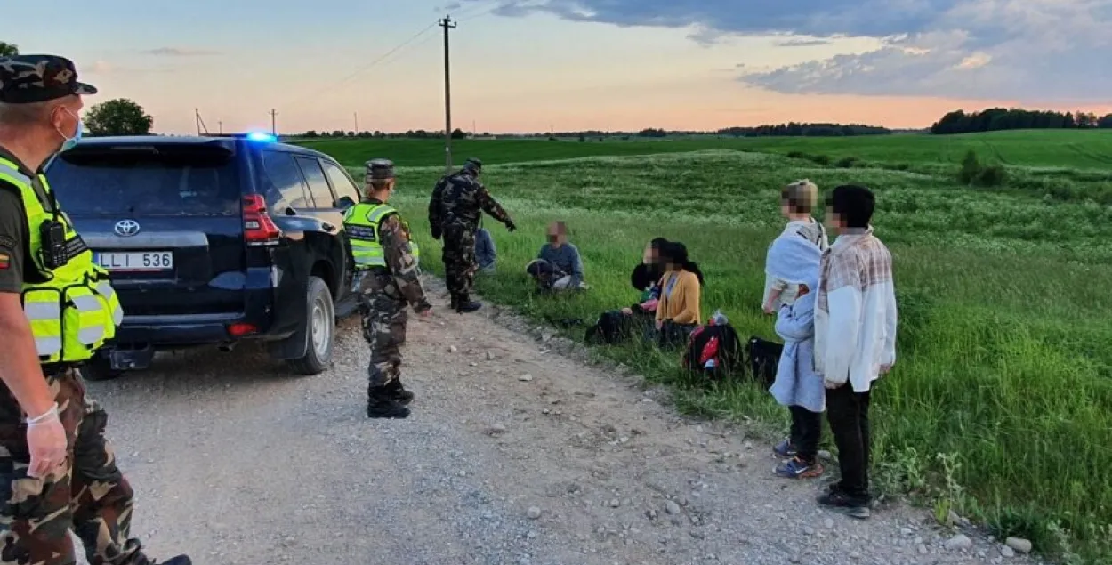 У Літве заяўляюць, што Беларусь вядзе "гібрыдную вайну" нелегальнымі мігрантамі