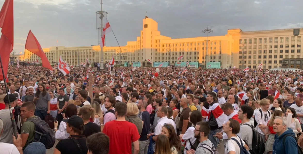 Мирная акция протеста на площади Независимости в Минске, август 2020-го / Из архива Еврорадио​