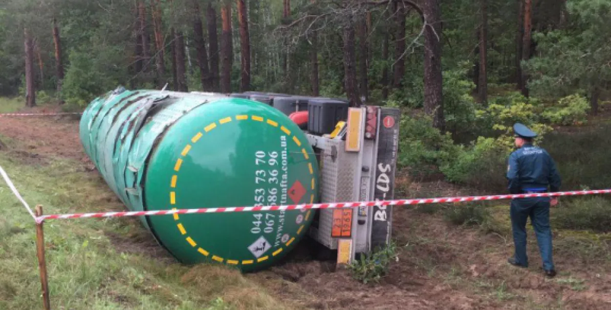 Украінскі цягач згубіў у Беларусі цыстэрну са звадкаваным газам