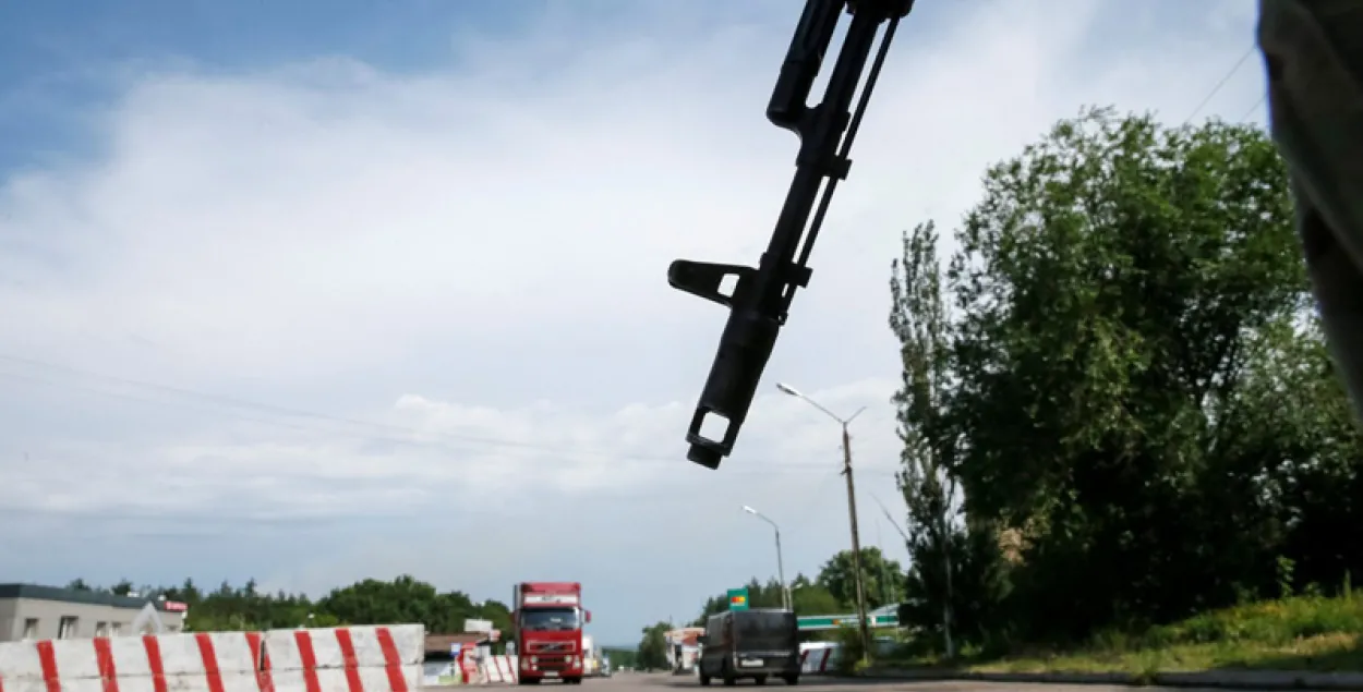 Кантактная група ў Мінску дамовілася развесці бакі на трох участках на Данбасе