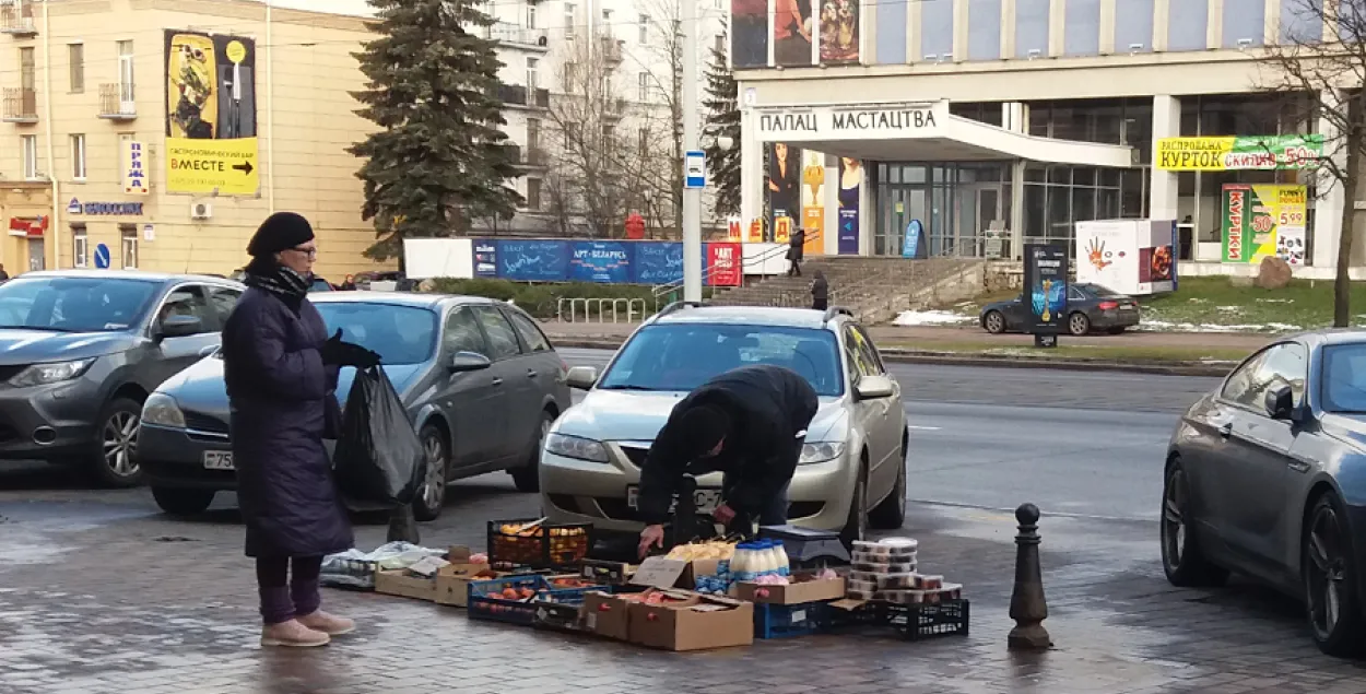 Нелегальных гандляроў у Мінску будуць лавіць з дапамогай відэакамер