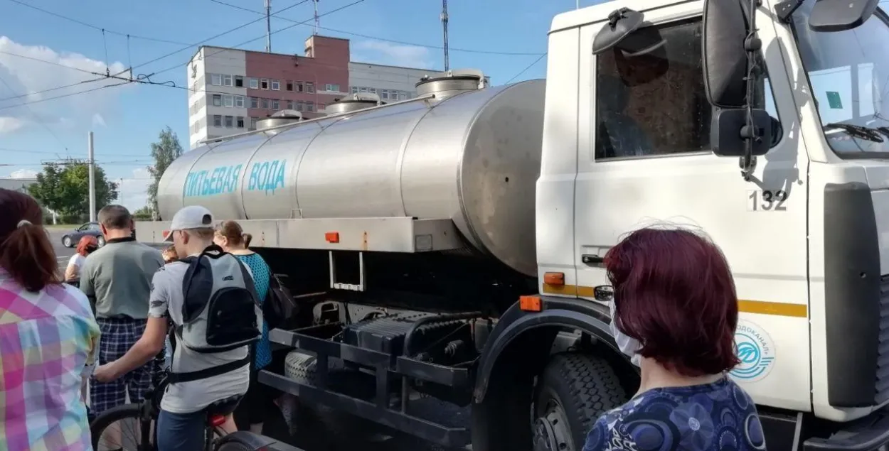 Минчане, пострадавшие от загрязнённой воды, не будут платить за воду в июне