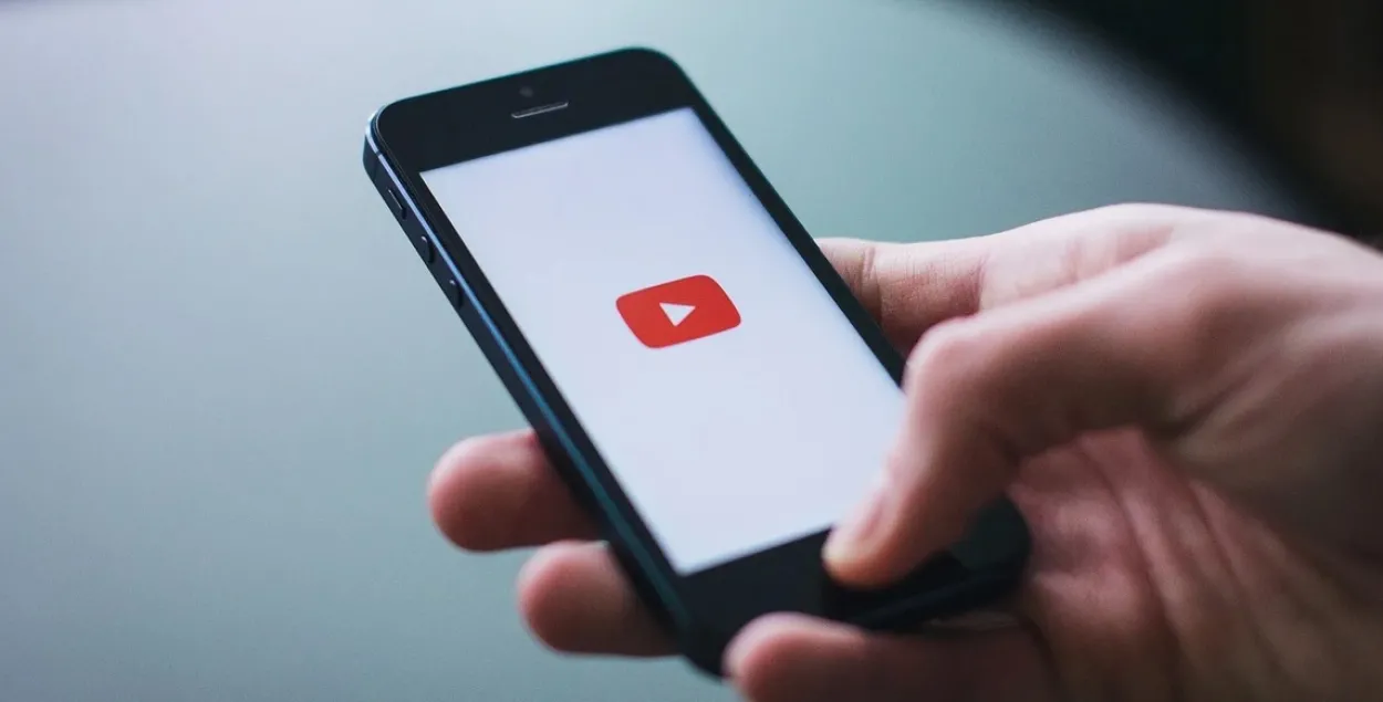 YouTube вырашыў заблакаваць расійскія дзяржаўныя СМІ па ўсім свеце