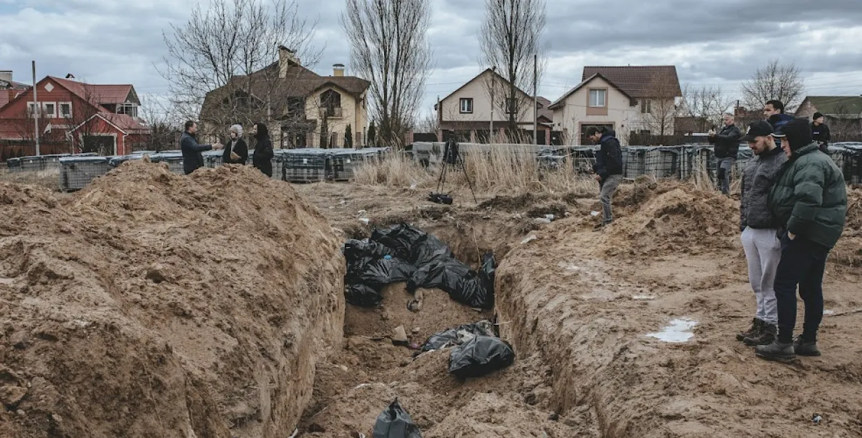 Прэс-сакратар прэзідэнта Украіны: брацкая магіла ёсць, але там не 900 чалавек