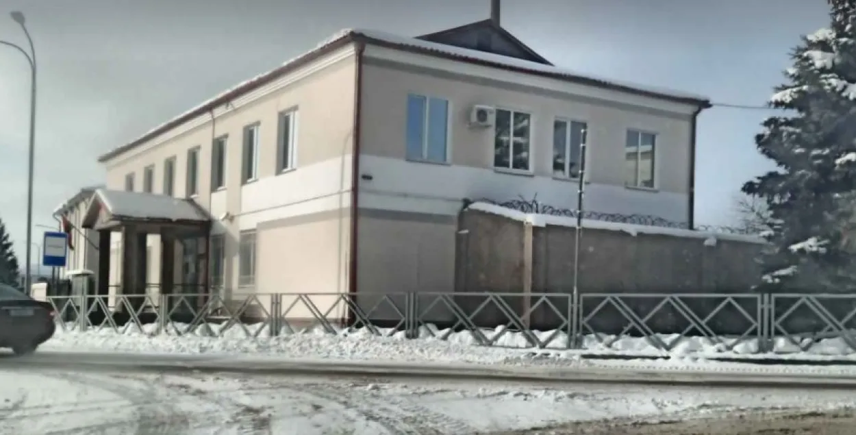 Цяперашні будынак міліцыі ў Петрыкаве