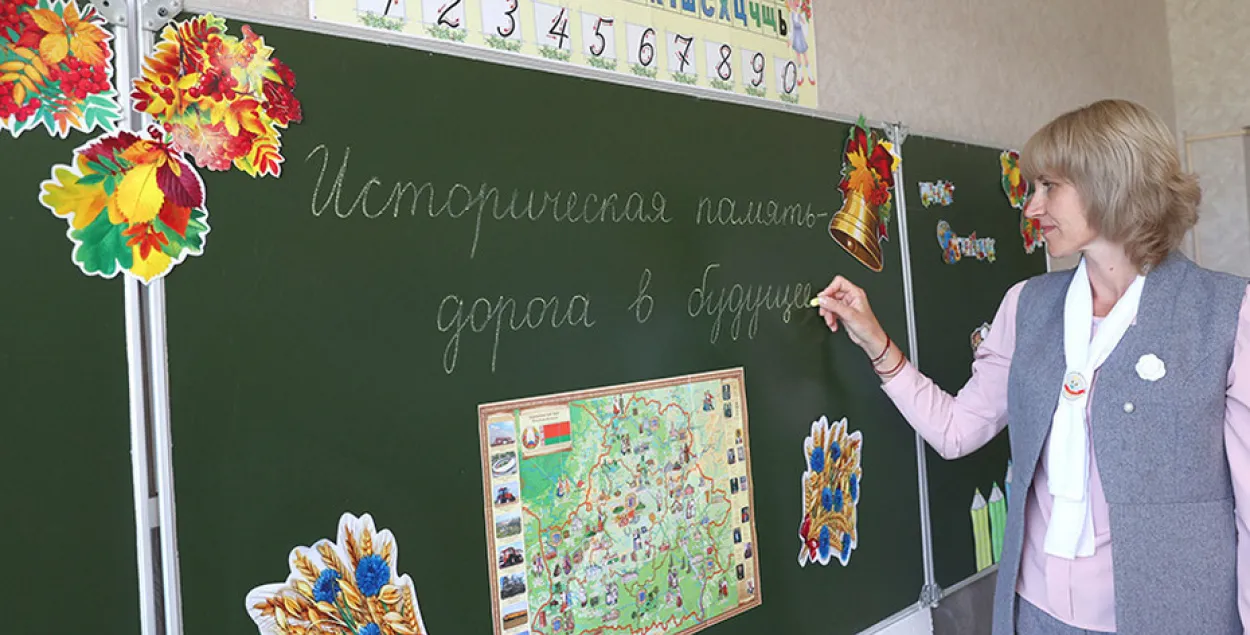 У беларускіх школах недахоп настаўнікаў. Замест іх бяруць студэнтаў