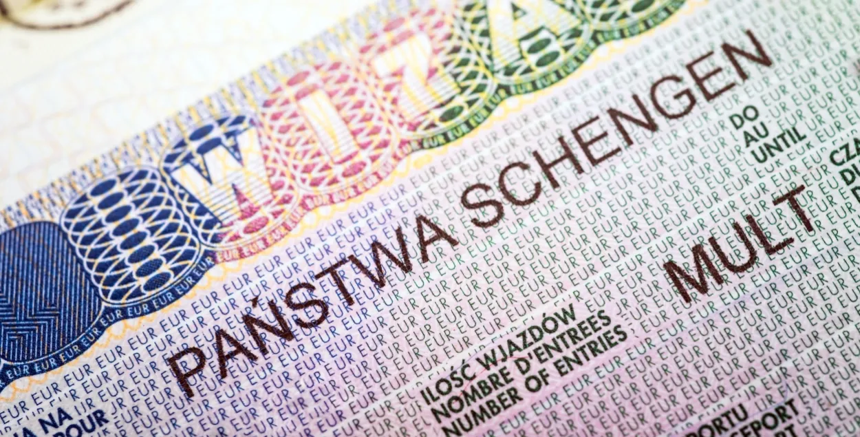 Шенгенская виза, иллюстративное фото
