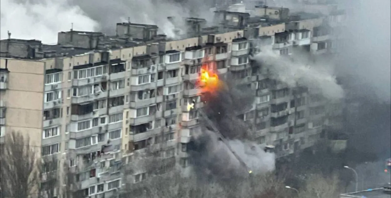 Возгорание в многоэтажке в Киеве