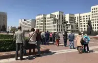 &nbsp;Mothers 328 activists&nbsp;in Minsk&#39;s Independence Square / Anastasiya Boika, Euroradio