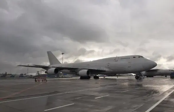 Транспартны самалёт Boeing 747-329SF / @mintransbelarus