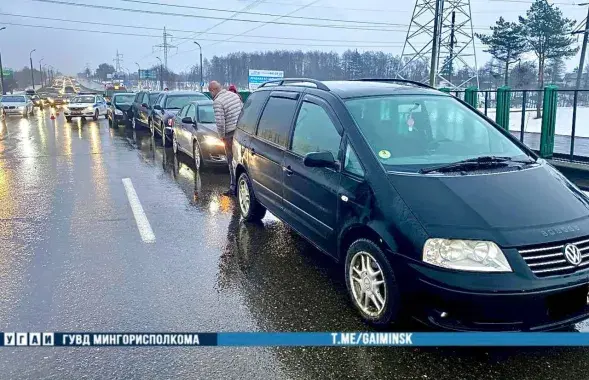 Першапачаткова сутыкнуліся тры аўтамабілі​ / @gaiminsk