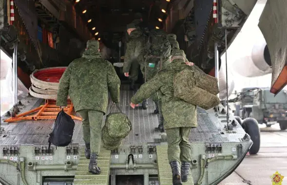 Беларускія ракетчыкі адпраўляюцца ў Расію / прэс-служба Мінабароны
