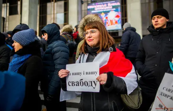 Ольга Ковалькова на акции против интеграции с Россией / Еврорадио​