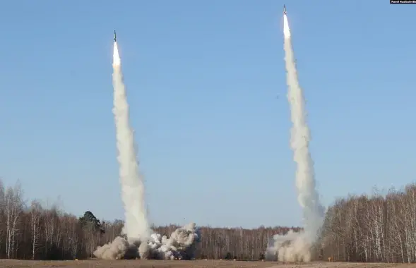 Пуск ракет з тэрыторыі Беларусі падчас вучэнняў / Раміль Насібулін