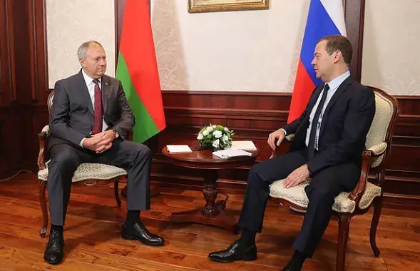 Сергей Румас и Дмитрий Медведев. Фото: http://government.by​