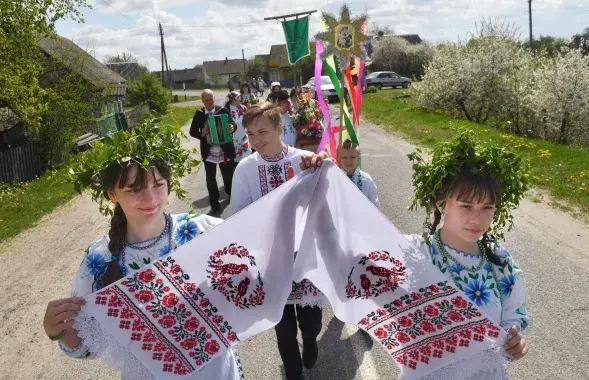 Юрьевский хоровод в деревне Погост / Еврорадио