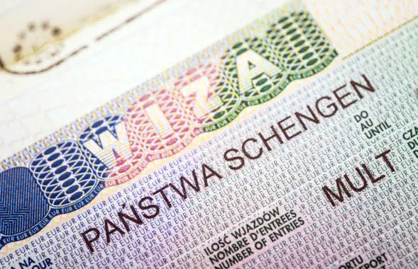 Шенгенская виза, иллюстративное фото
