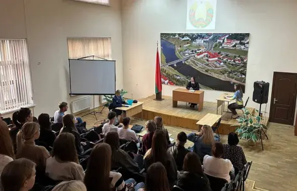 Выязны суд у гродзенскім каледжы