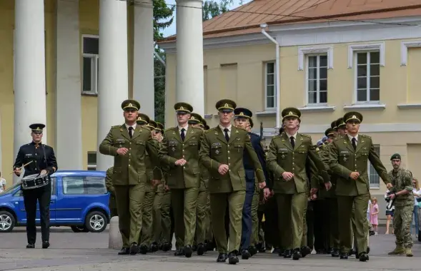 Літоўскім вайскоўцам забаранілі выязджаць у недружалюбныя краіны