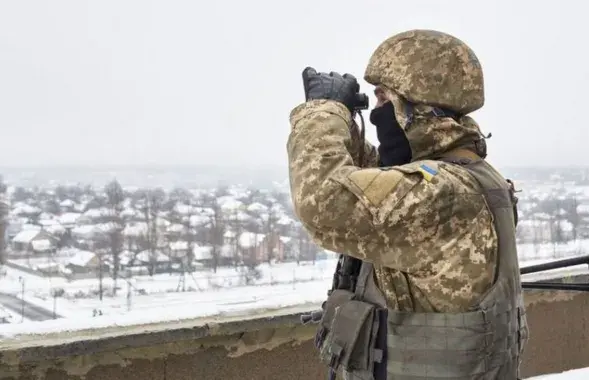 Украінскі вайсковец у раёне Аўдзееўкі