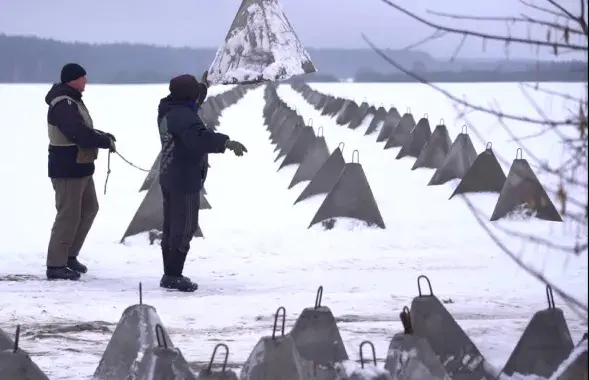 Украіна ўмацоўвае мяжу з Беларуссю