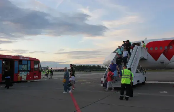 В Национальном аэропорту встречают рейс из Ульяновска
