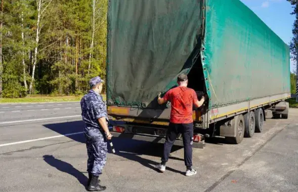 Грузавік спынілі ў Злынкаўскім раёне
