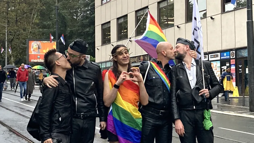 Радуга и ультрас: как в Белграде прошёл главный гей-прайд Европы
