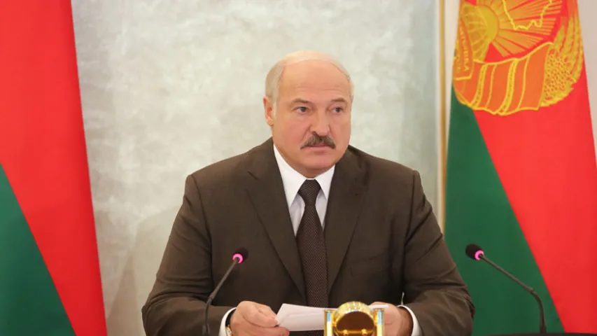 Лукашэнка зацвердзіў новы план абароны Беларусі