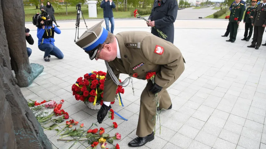 У Мінску адзначылі Дзень памяці і прымірэння (фота)