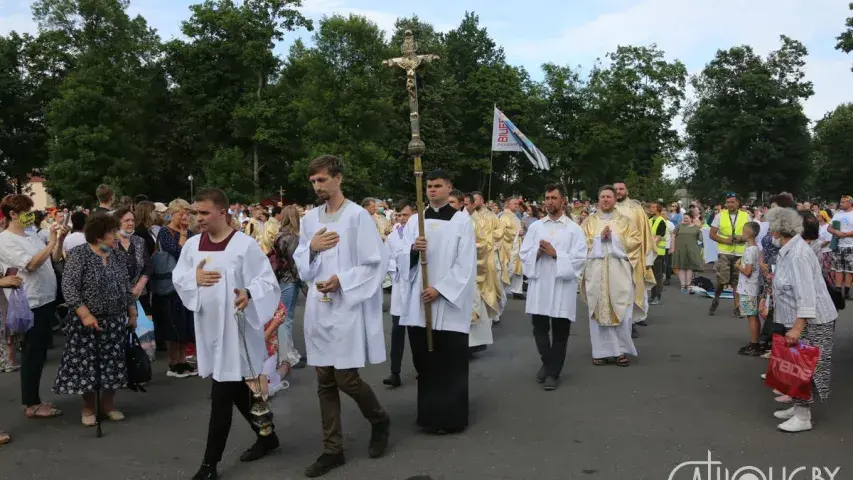 Арцыбіскуп Кандрусевіч: "З табой, Марыя, пабудуем новую Беларусь!"