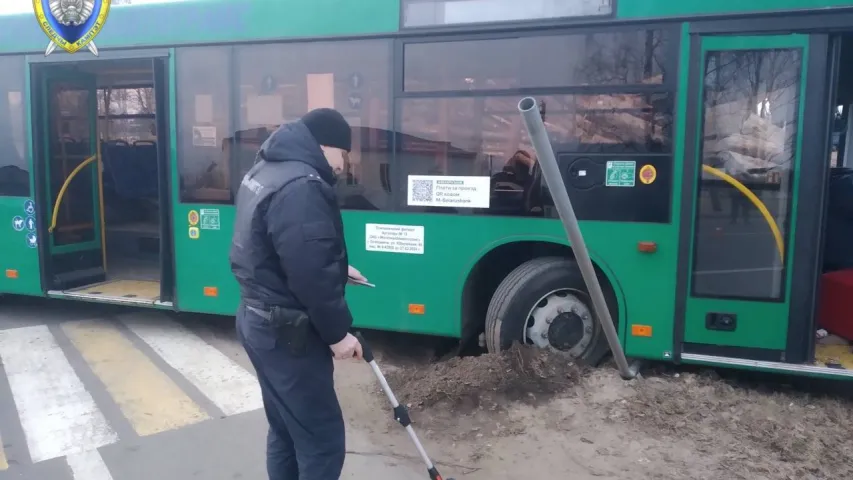 У Асіповічах пасля аварыі з удзелам аўтобуса шпіталізавалі 10 чалавек