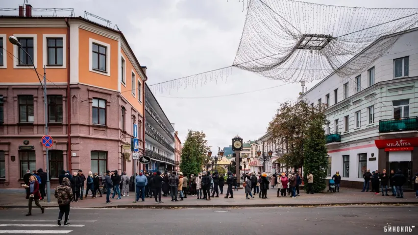 Сайт "Бинокль" аднавіў фота з маршу ў Брэсце, знішчаныя міліцыянтамі