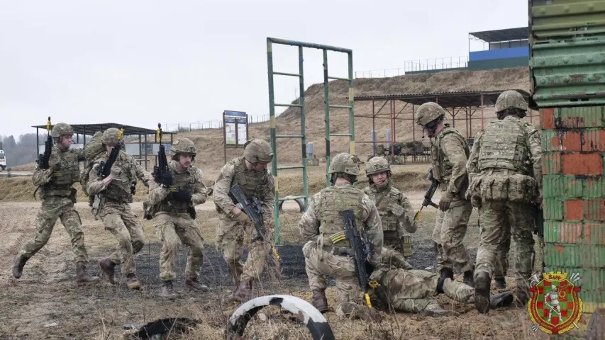 Беларускія і брытанскія вайскоўцы правялі сумесную трэніроўку