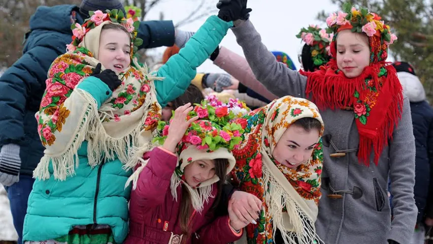 На Гомельшчыне адсвяткавалі Масленіцу — сустрэлі чырачку (фотарэпартаж)