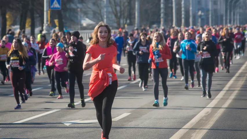 Бяжы, дзеўка, бяжы! Прыгожыя фота з Beauty Run у Мінску