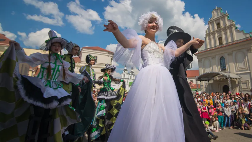 Фотарэпартаж з Мінскага форума вулічных тэатраў