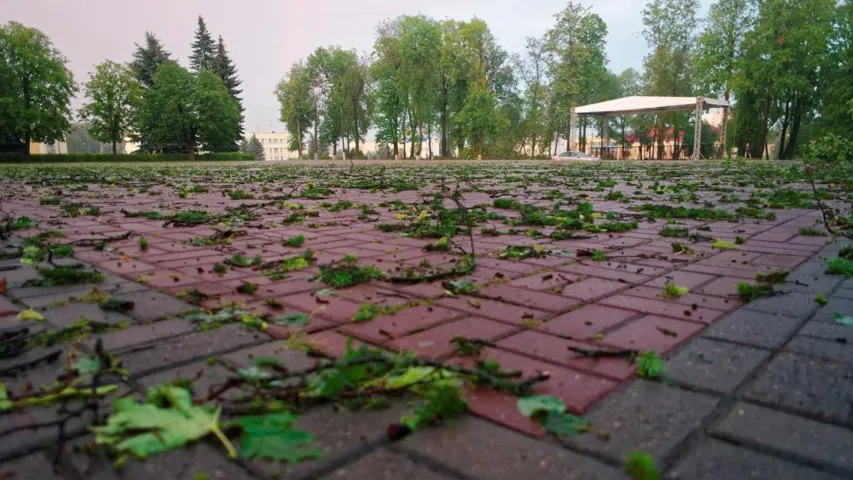  Фотафакт: Па Дзяржынску прайшлася навальніца з ураганам