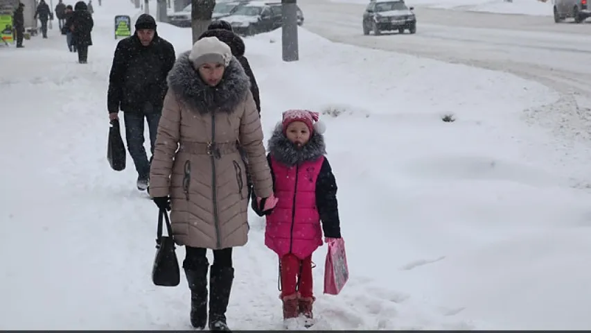 У Гомелі прайшоў надзвычай моцны снег (фота)