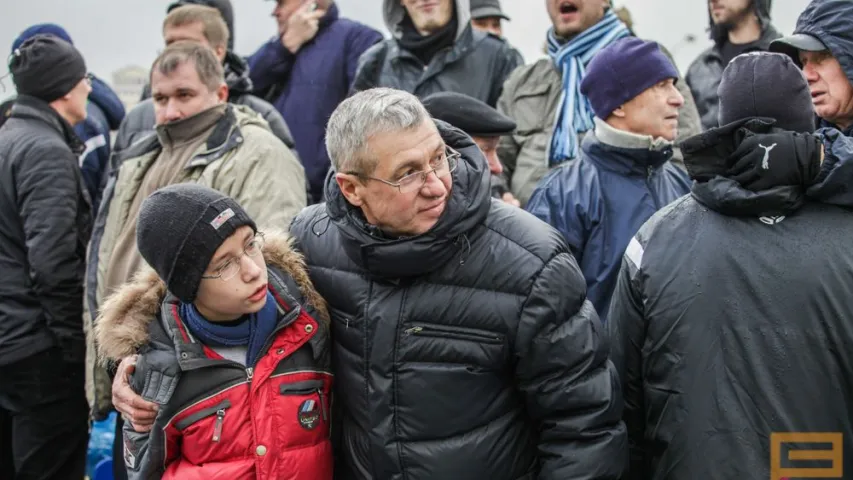 Фотарэпартаж з пераможнай гульні "Крумкачоў": футбалісты і заўзятары