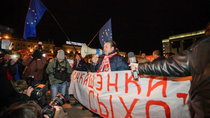 Фотарэпартаж са стыхійнай акцыі пратэсту ў Мінску