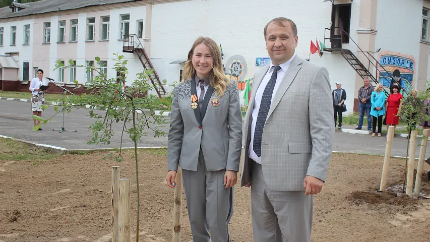 Біятланістка Дынара Алімбекава стала ганаровай грамадзянкай Чавусаў (фота) 