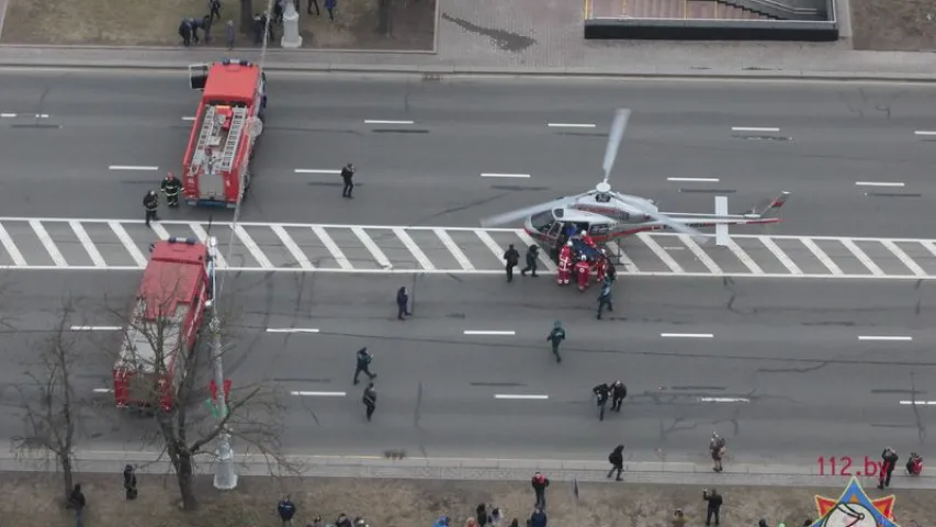 У Мінску верталёт эвакуяваў людзей з даху гандлёвага цэнтра (фота, відэа)