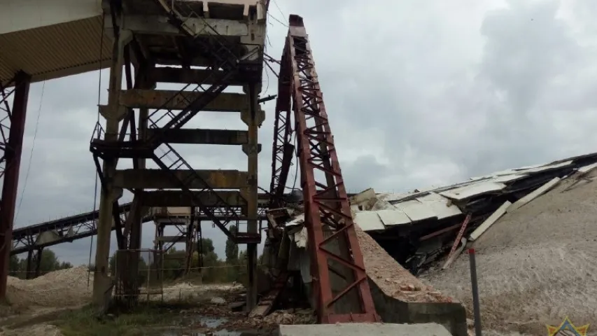 Пад Добрушам абрынулася 25-метровая канструкцыя, спынена праца камбіната