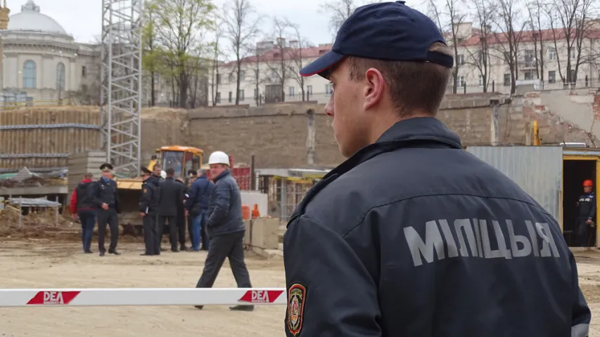 Сілавікам перадалі патрабаванні мужчыны са стадыёна "Дынама" (фота)