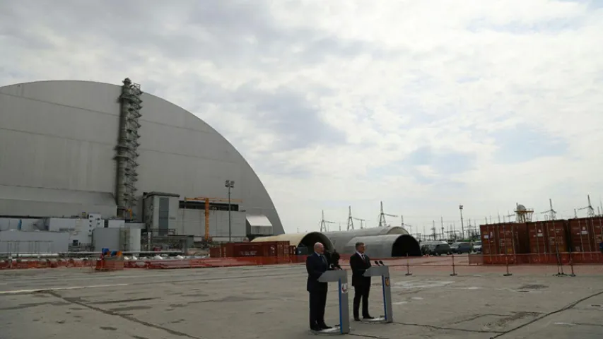 Аляксандр Лукашэнка паабяцаў прыязджаць ва Украіну на трактары