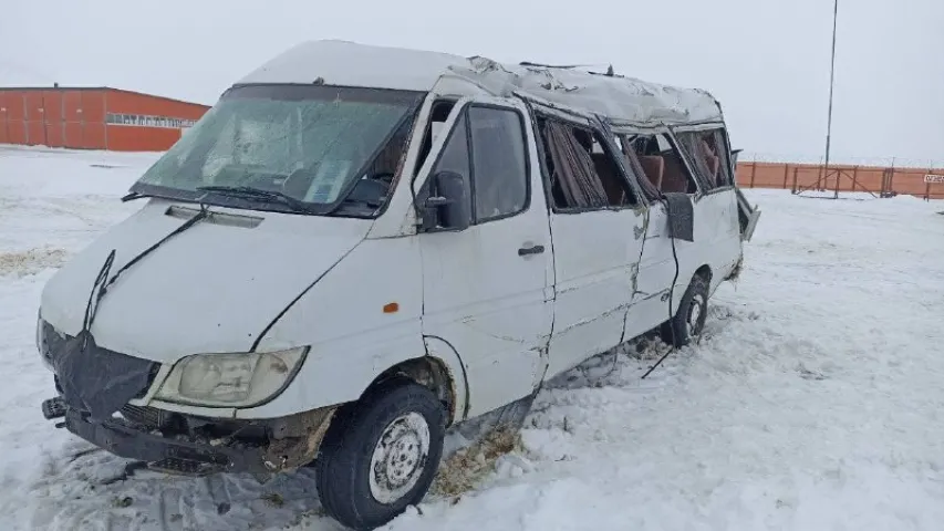 У Бялыніцкім раёне перакулілася маршрутка, пацярпелі трое падлеткаў